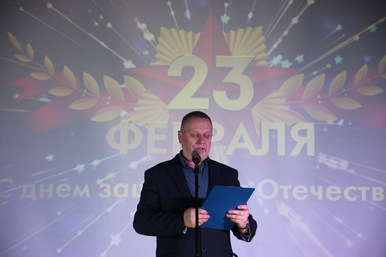 Глава района поздравил с Днём Защитника Отечества.