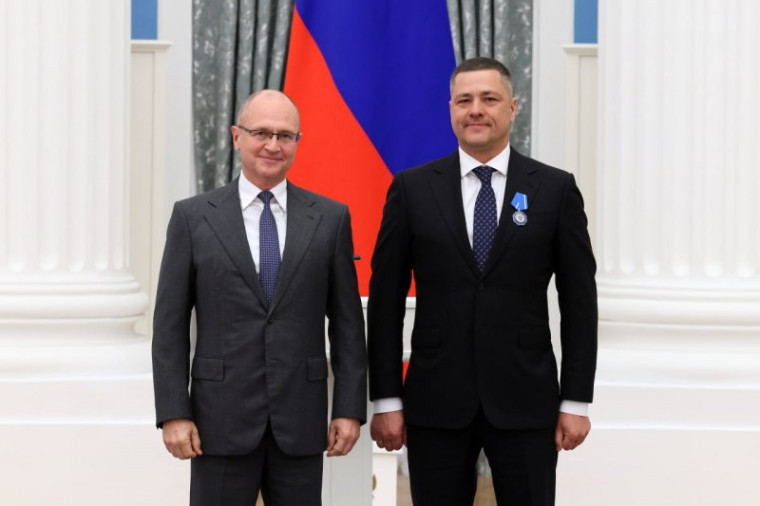 Награждение Губернатора. Награждение Губернатора.